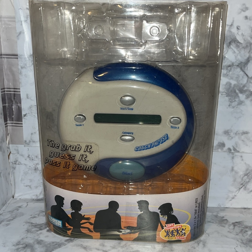 Vintage 2004 Hasbro Catch Phrase 2nd Edition Electronic Handheld Party Game NOB